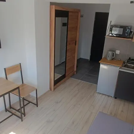 Dom Apartamento *